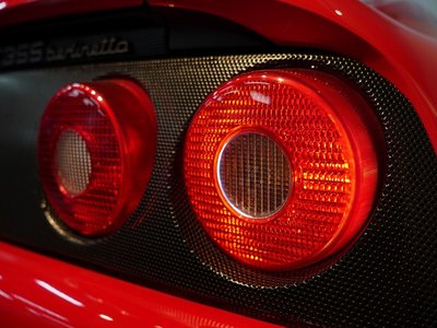 صورة 33 لـ 1996 Ferrari F355