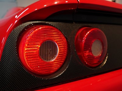 صورة 32 لـ 1996 Ferrari F355