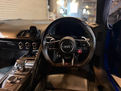 2017 AUDI R8 thumbnail 44