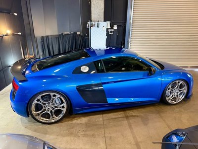 2017 AUDI R8 thumbnail 26