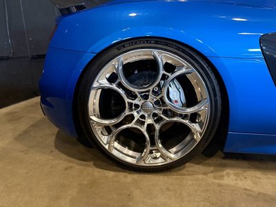 2017 AUDI R8 photo 9