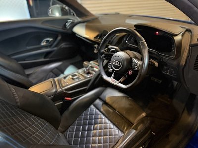 2017 AUDI R8 thumbnail 54