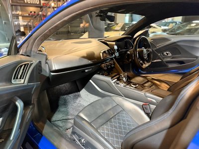 2017 AUDI R8 thumbnail 42