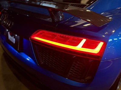 2017 AUDI R8 thumbnail 39