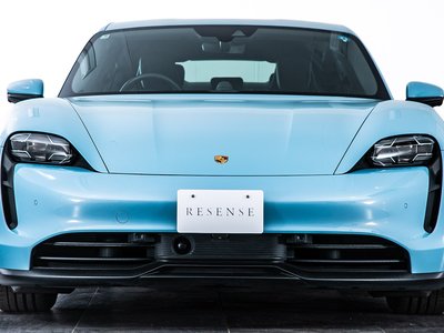 2021 Porsche TAYCAN photo 9