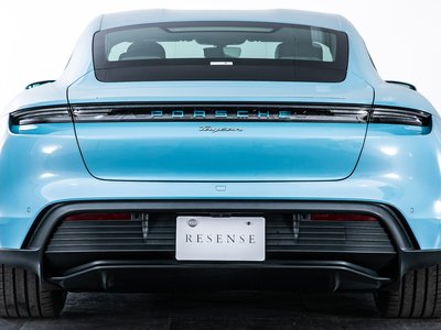 2021 Porsche TAYCAN photo 15
