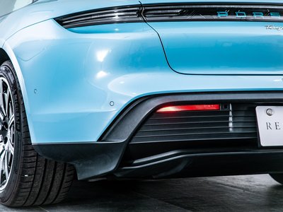2021 Porsche TAYCAN thumbnail 31