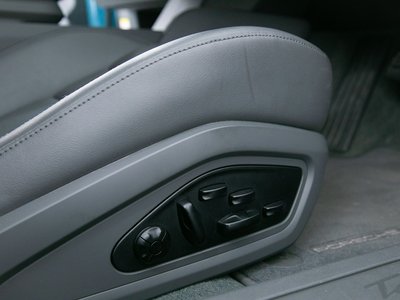 2021 Porsche TAYCAN photo 8