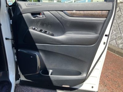 صورة 23 لـ 2020 Toyota ALPHARD