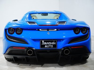 صورة 10 لـ 2023 Ferrari F8 SPIDER