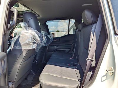 2025 Toyota LAND CRUISER 250 照片 23