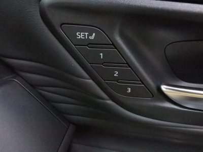 2023 Toyota ALPHARD — фото 6