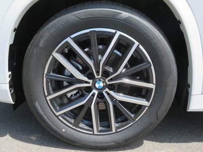 2026 BMW X1 thumbnail 32