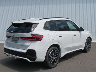 2026 BMW X1 photo 2