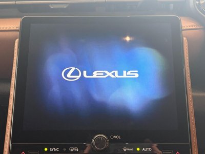 2024 Lexus LBX thumbnail 37