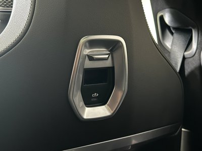 2025 BMW I7 thumbnail 40