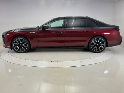 2025 BMW I7 photo 7