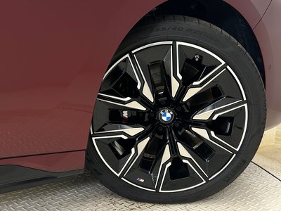 2025 BMW I7 thumbnail 23