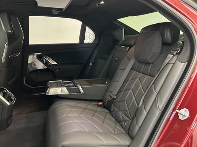 2025 BMW I7 photo 15
