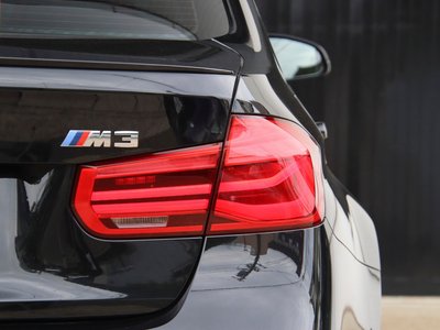 2017 BMW M3 SEDAN thumbnail 52