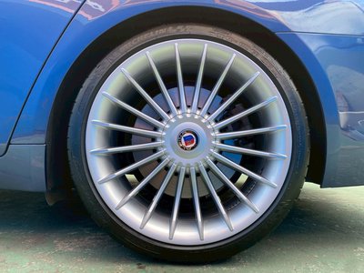 2011 BMW Alpina B7 照片 30