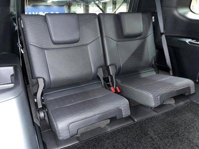 صورة 10 لـ 2024 Toyota LAND CRUISER 250