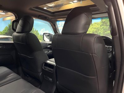 صورة 36 لـ 2024 Toyota LAND CRUISER 250