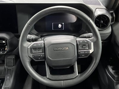 صورة 11 لـ 2024 Toyota LAND CRUISER 250