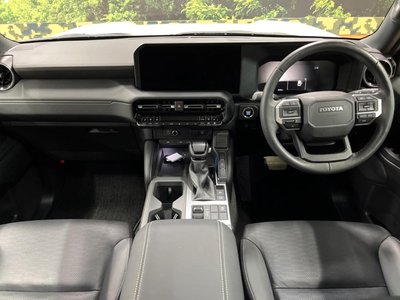 صورة 2 لـ 2024 Toyota LAND CRUISER 250