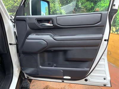 صورة 33 لـ 2024 Toyota LAND CRUISER 250