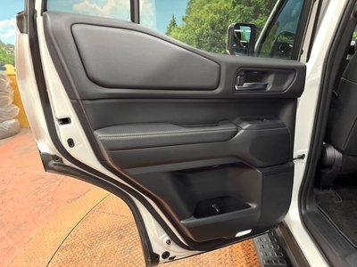 صورة 24 لـ 2024 Toyota LAND CRUISER 250