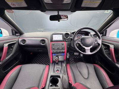 صورة 6 لـ 2012 Nissan GT-R