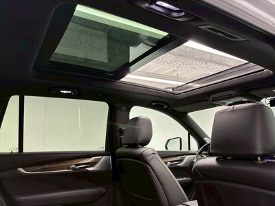 2023 Cadillac XT6 — фото 2