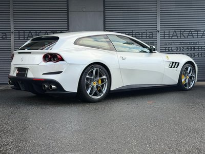 2018 Ferrari GTC4 LUSSO — фото 6