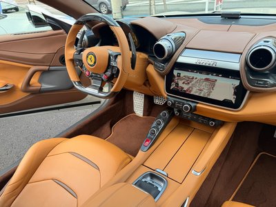 2018 Ferrari GTC4 LUSSO — фото 22
