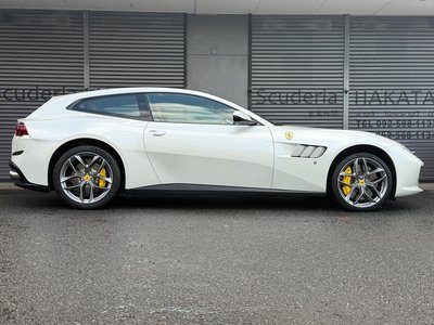 2018 Ferrari GTC4 LUSSO — фото 5