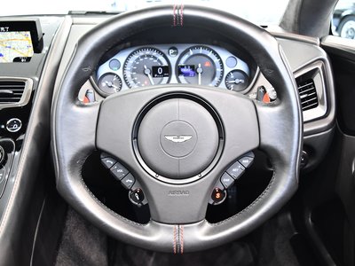 صورة 28 لـ 2014 Aston Martin VANQUISH VOLANTE