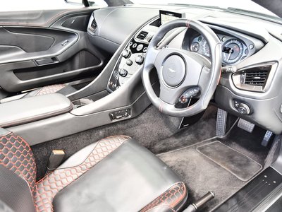 صورة 20 لـ 2014 Aston Martin VANQUISH VOLANTE