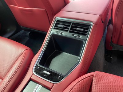 2022 Porsche PANAMERA thumbnail 20