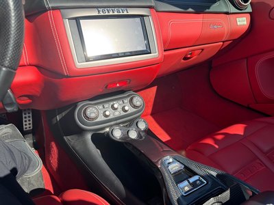2011 Ferrari CALIFORNIA — фото 5
