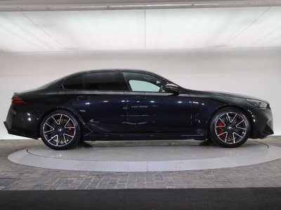 2025 BMW M5 thumbnail 17