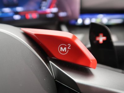 2025 BMW M5 thumbnail 33
