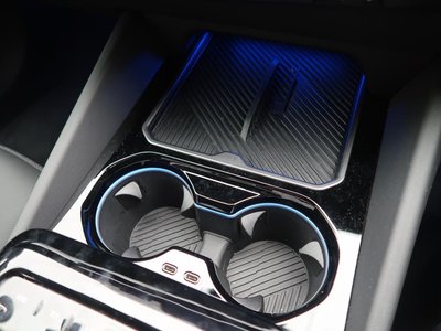 2025 BMW M5 thumbnail 44