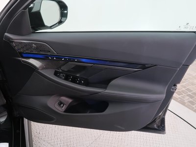 2025 BMW M5 thumbnail 45