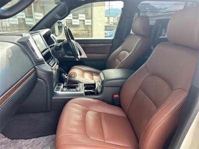 2016 Toyota LAND CRUISER 200 thumbnail 31