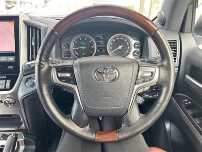 2016 Toyota LAND CRUISER 200 thumbnail 42