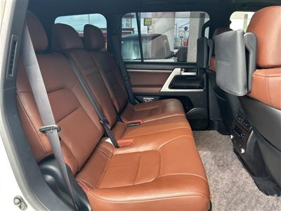 2016 Toyota LAND CRUISER 200 thumbnail 29