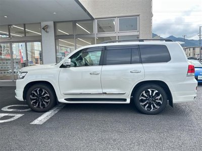 2016 Toyota LAND CRUISER 200 thumbnail 21