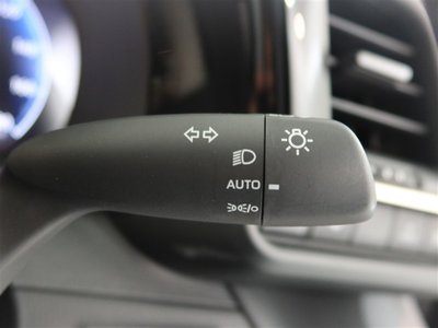 صورة 21 لـ 2025 Toyota CROWN ESTATE