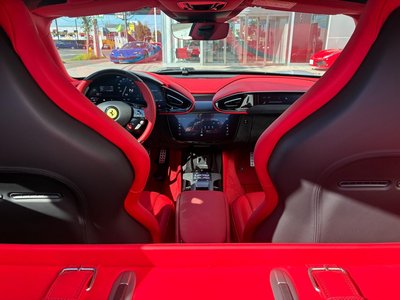 صورة 11 لـ 2026 Ferrari 12 CILINDRI